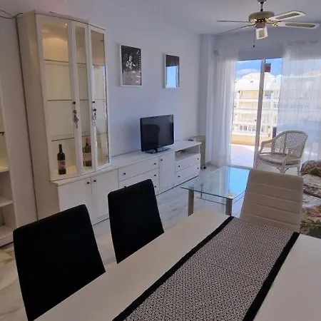 Winahost In Apartment Fuengirola